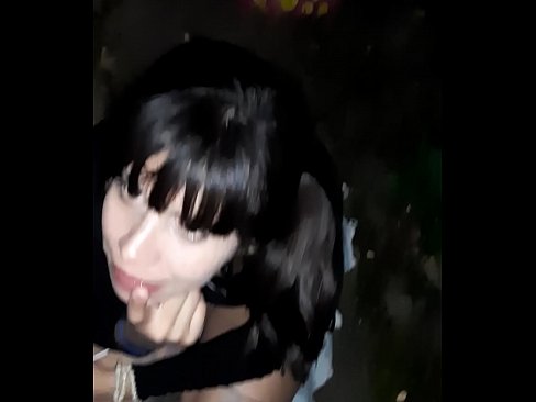 ❤️ Kadulla turvonneen peniksen vastineeksi karkkia ❌ Seksivideo at us ❤